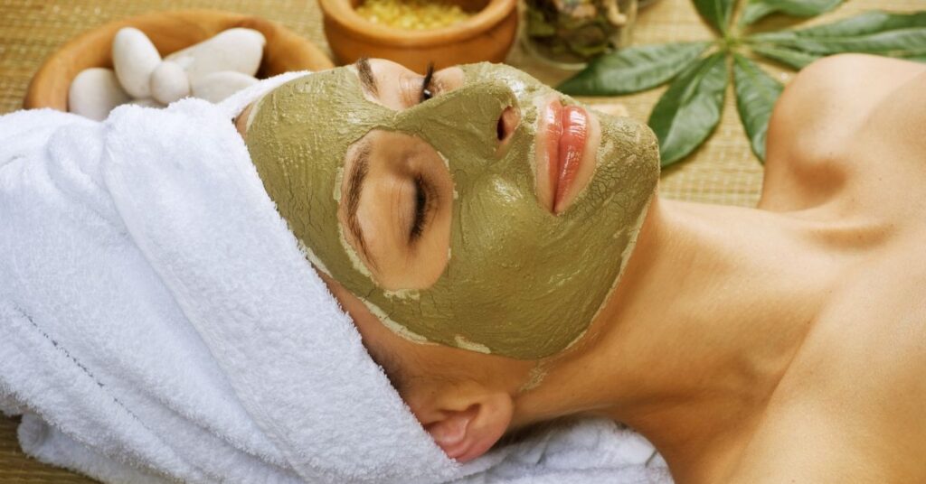 Cara Membuat Masker dari Daun Sirih Cina untuk Kulit Sehat